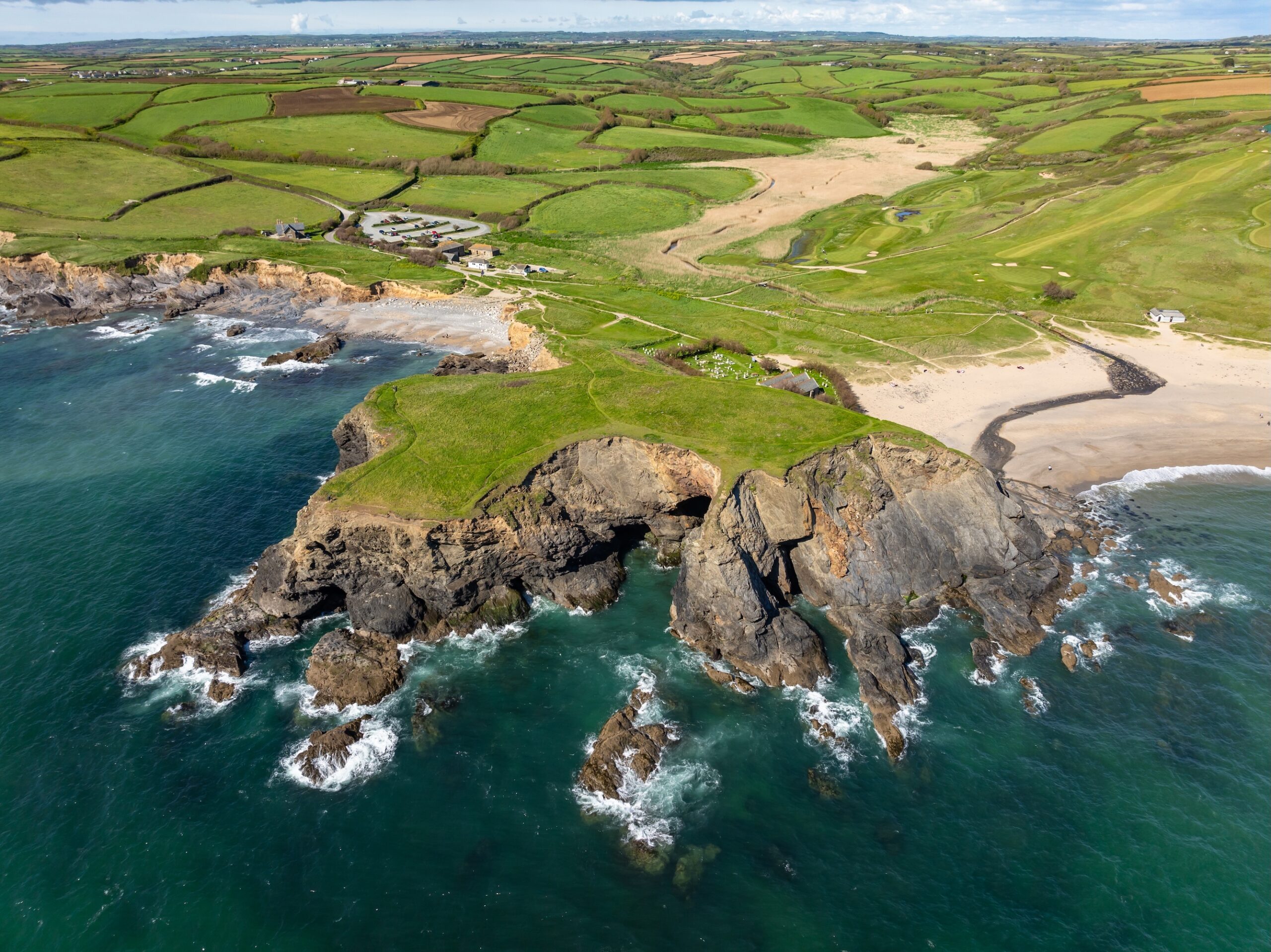 Gunwalloe Cliff Castle – Cornwall National Landscape